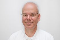 Dr. med Rochus Schütz Dr. med Rochus Schütz